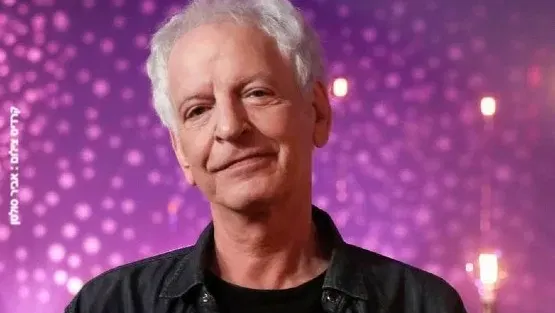 שלום חנוך עם משה לוי ועומרי אגמון - "יציאה"