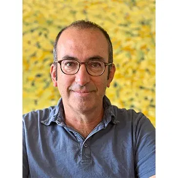 פנורמה ישראלית -שיחה על מפלצות ומלאכי הזיכרון עם הסופר ישי שריד