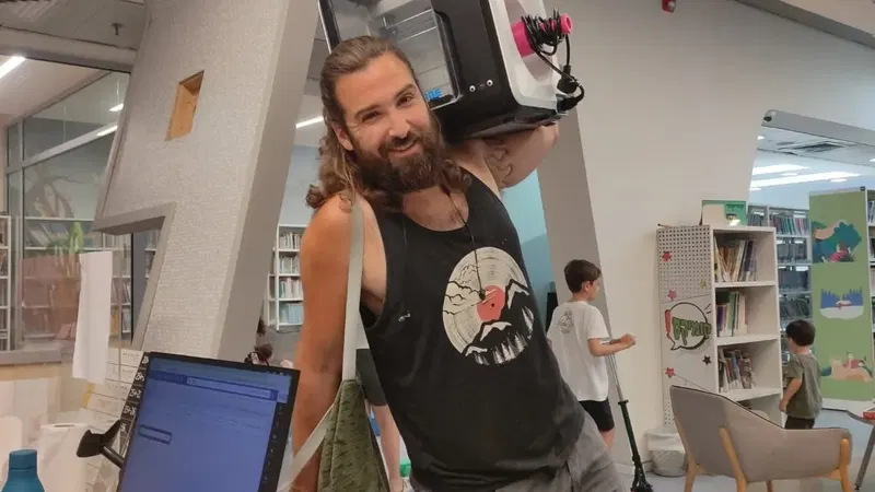 סדנת מידול והדפסה בתלת־ממד בספריה