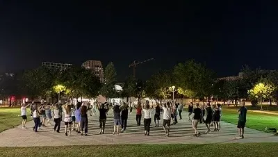 רוקדים במוצ"ש