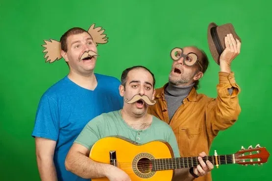 הגשם של סבא אהרון I תיאטרון הקרון