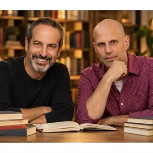 העבריות מארחות-שחר קמיניץ ואופיר עוז
