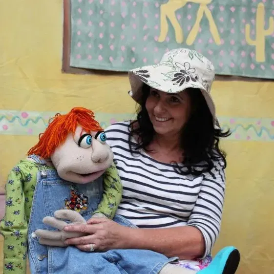 שעת סיפור מומחזת "ליאור בכה כשאמא הלכה"