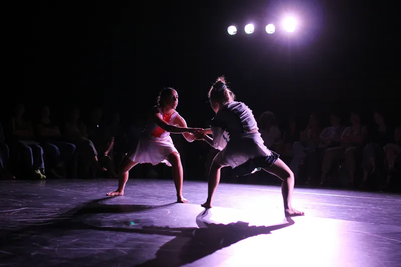 LOVE-LOVE | עד חצות | The People Dance Theater Company