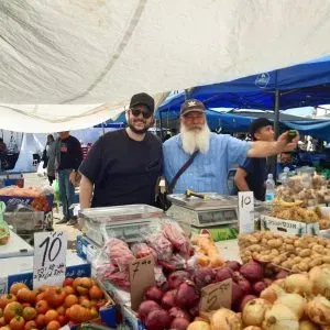 שוק עוטף בתחנה – בואו לתמוך בחקלאים!