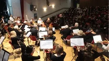 תזמורות בהיכל - קונצרט חגיגי - תזמורת וארבע מקהלות על במה אחת!
