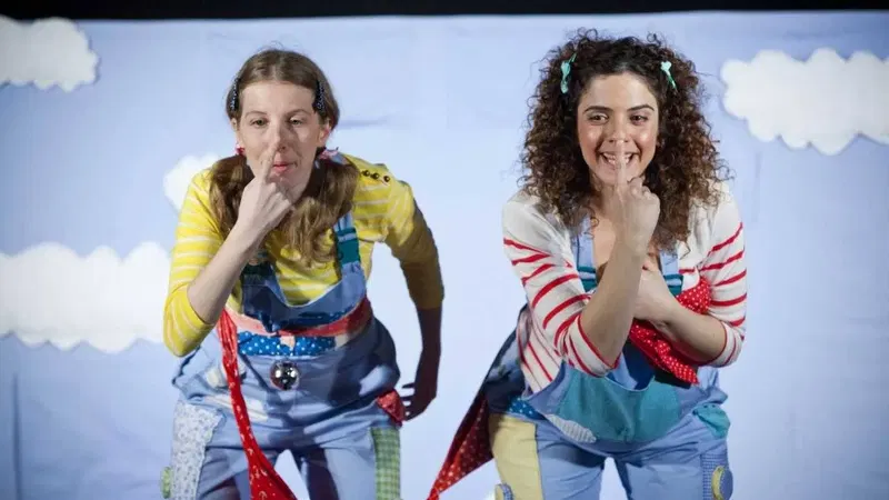 הצגה - " תיאטרון פיצפון"