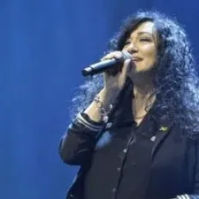 הסולניות הגדולות: שלומית אהרון, מירי אלוני, אופירה גלוסקא, שולה חן ודורית ראובני