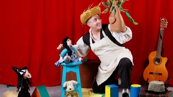 שעת סיפור - "הזמר הנוצץ מארץ עוץ" - תאטרון שיר