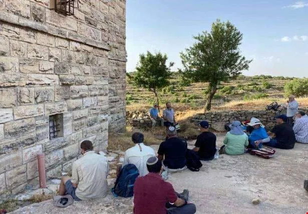 לטייל עם התנ"ך
