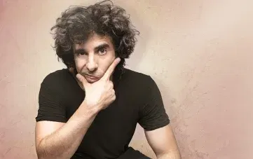 סטנדאפ אורי חזקיה
