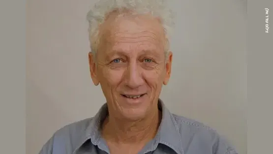 לשיר עם קומיקאים- מוני מושונוב קלאסיקה ישראלית