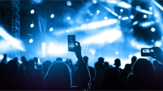 בוא לא נדבר על זה - מופע של יעל בר זוהר וגיא זו ארץ