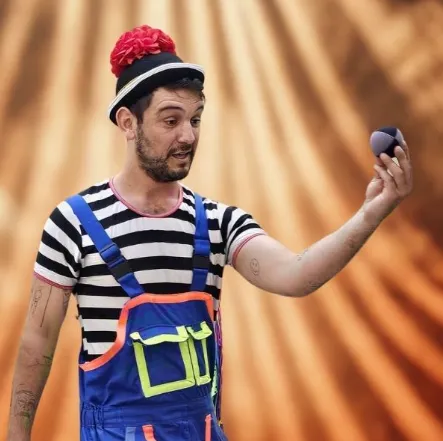 מילים מתגלגלות | סיפור וקרקס - מדיה טק העיר