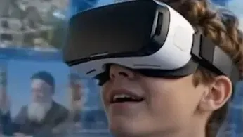 מתכוננים לסוכות בשוק ארבעת המינים - מיצגים 360 משקפות VR
