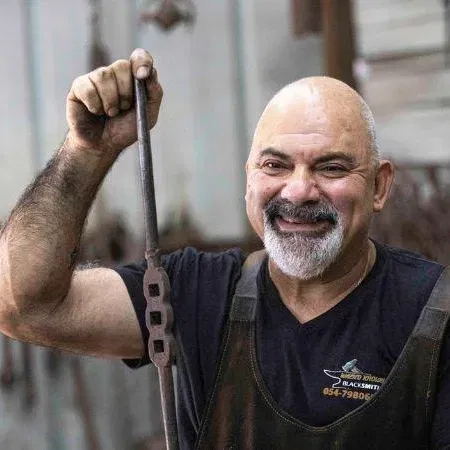 מפגש עם חרש הברזל וליד חורי – מסורת, יצירה והשראה בגליל