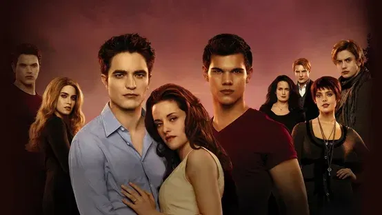 דמדומים | Twilight Saga - לילה לבן - 5 סרטים ברצף