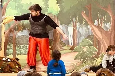 שעת סיפור: "מהומה ביער" - תיאטרון דף חדש