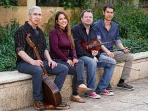 קטיפה שחורה - מוזיקה אירית וקלטית חדשה
