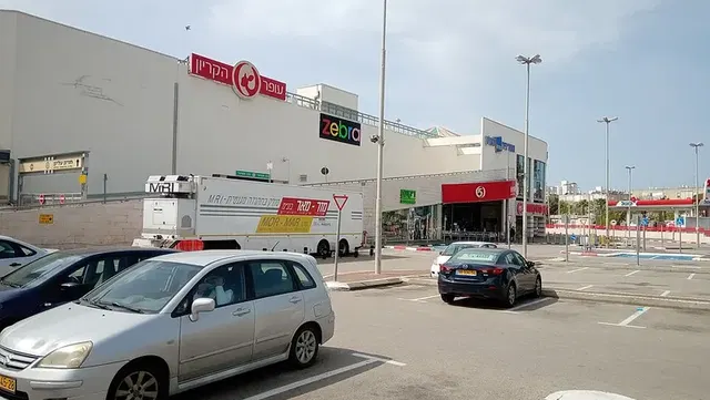 הוט סינמה קריון