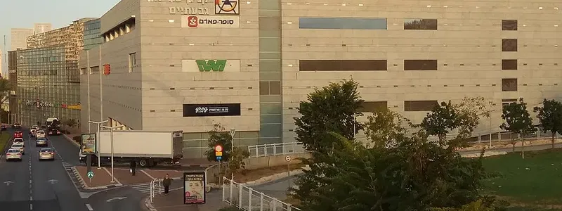 קניון עזריאלי