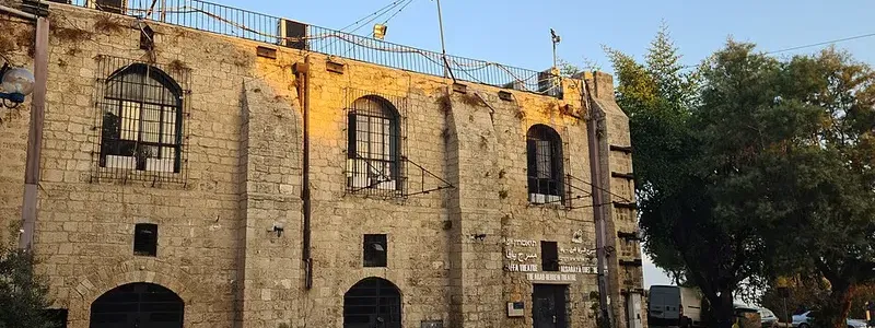 תיאטרון