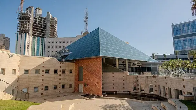 מוזאון אשדוד לאמנות
